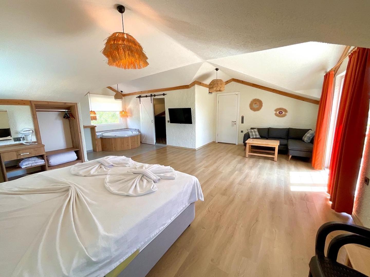 Gunes Boutique Otel Фетие Екстериор снимка